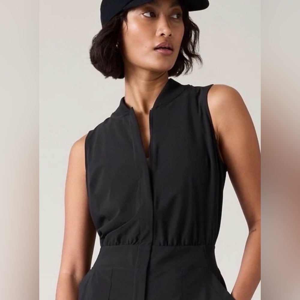 Athleta Brooklyn Utility Shorts Romper in Black Size 12 EUC - Picture 8 of 8